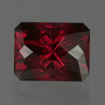  Rhodolite Garnet gemstone
