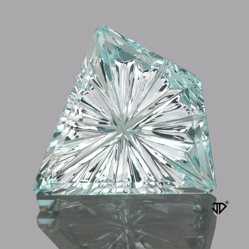  Aquamarine gemstone