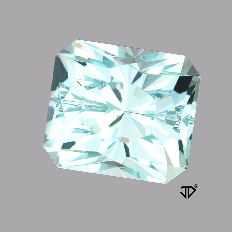  Aquamarine gemstone