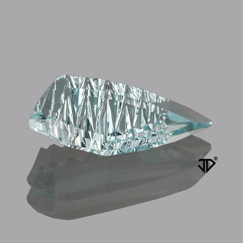  Aquamarine gemstone