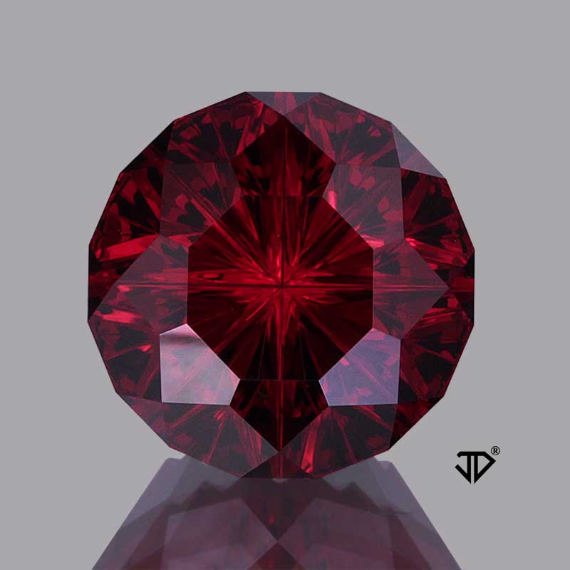  Rhodolite Garnet gemstone