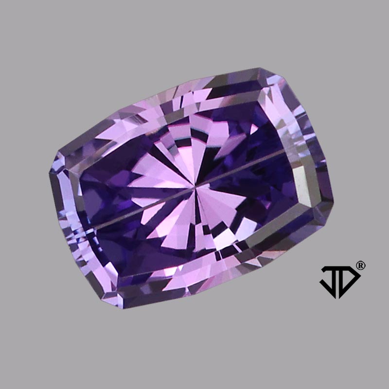  Tanzanite gemstone