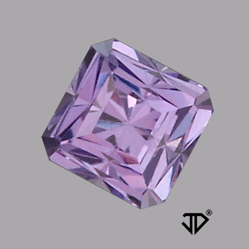  Tanzanite gemstone