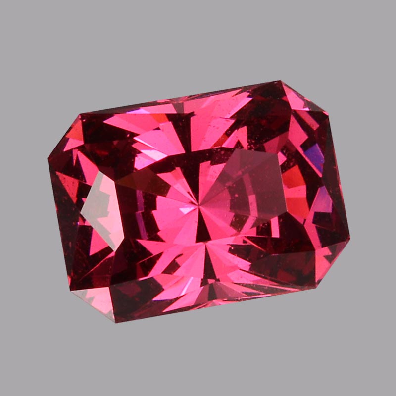 Umbalite Garnet JD Select™ Outsourced Cut 2.60 carats | John Dyer Gems