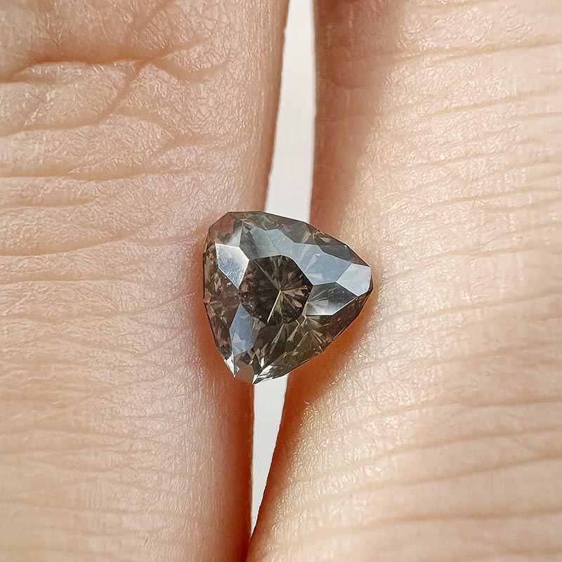 Color Change Montana Sapphire view 2