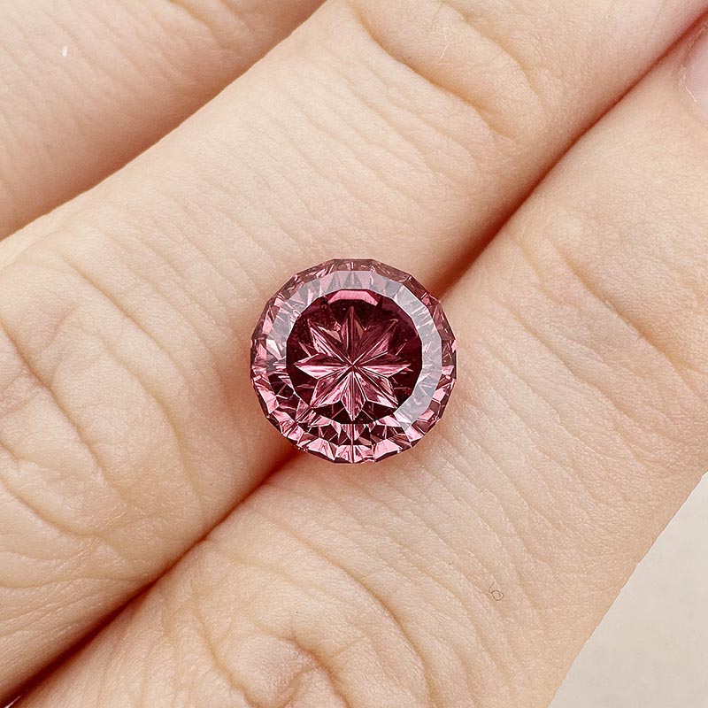  Malaya Garnet view 2