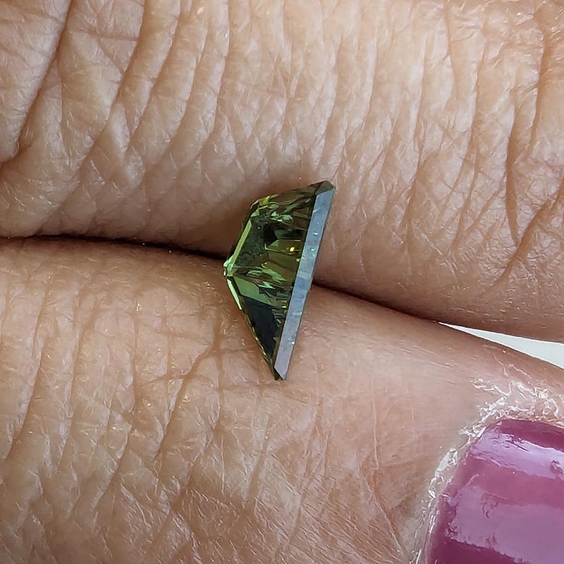 Green Australian Sapphire view 2