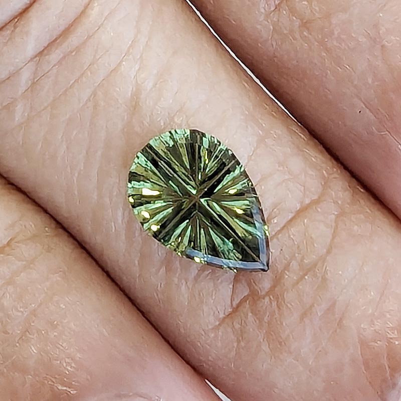 Green Australian Sapphire view 2