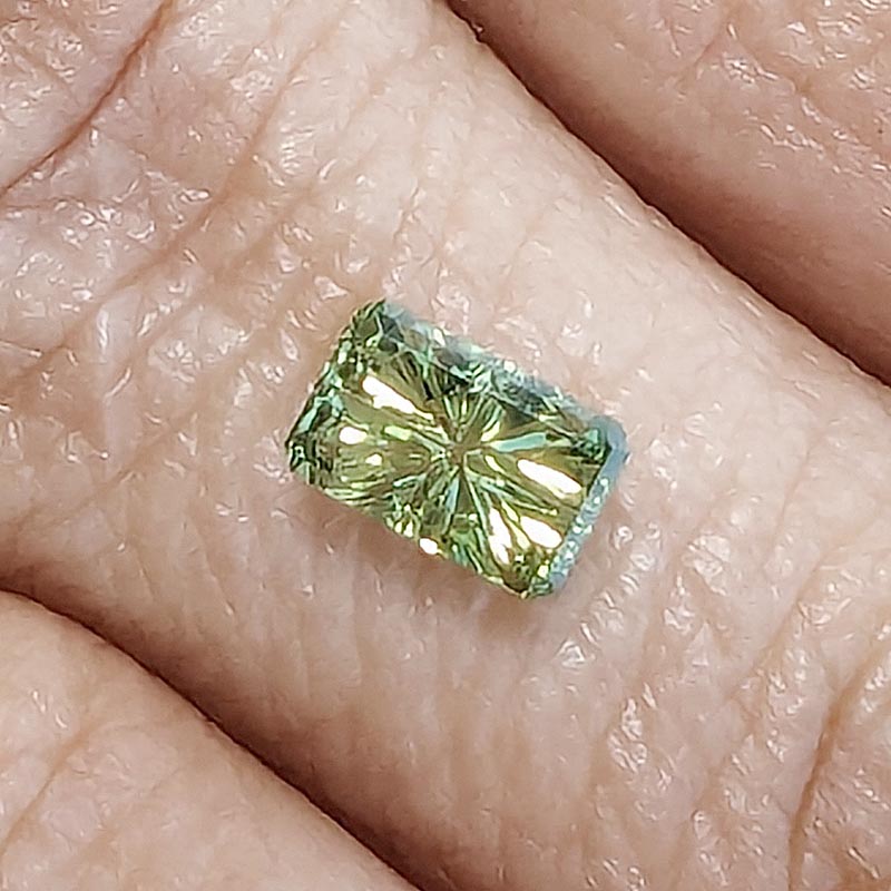 Green Australian Sapphire view 2