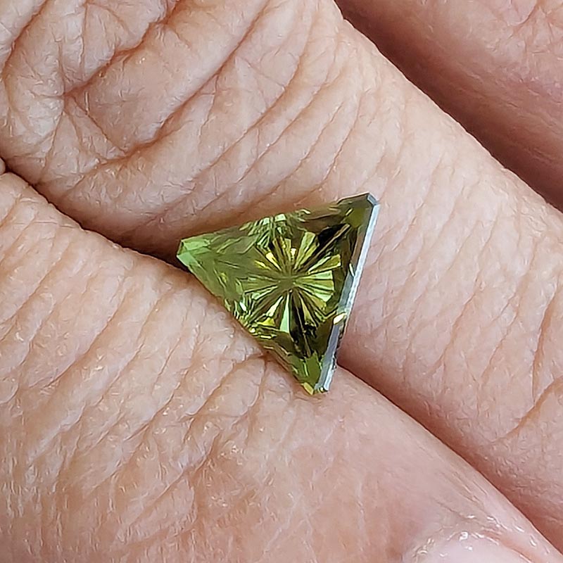 Green Australian Sapphire view 2