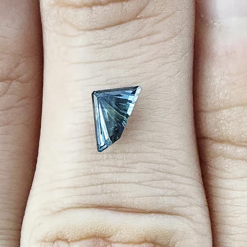 Parti Color Australian Sapphire view 2