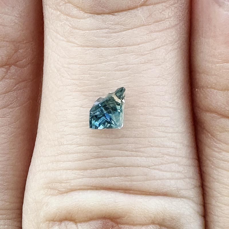 Parti Color Australian Sapphire view 2