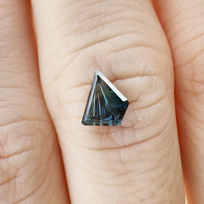 Parti Color Australian Sapphire view 2