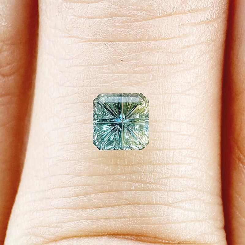 Parti Color Australian Sapphire view 2