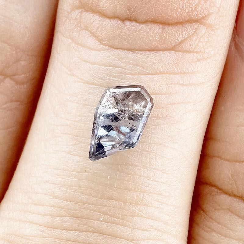 Parti Color Sapphire view 2