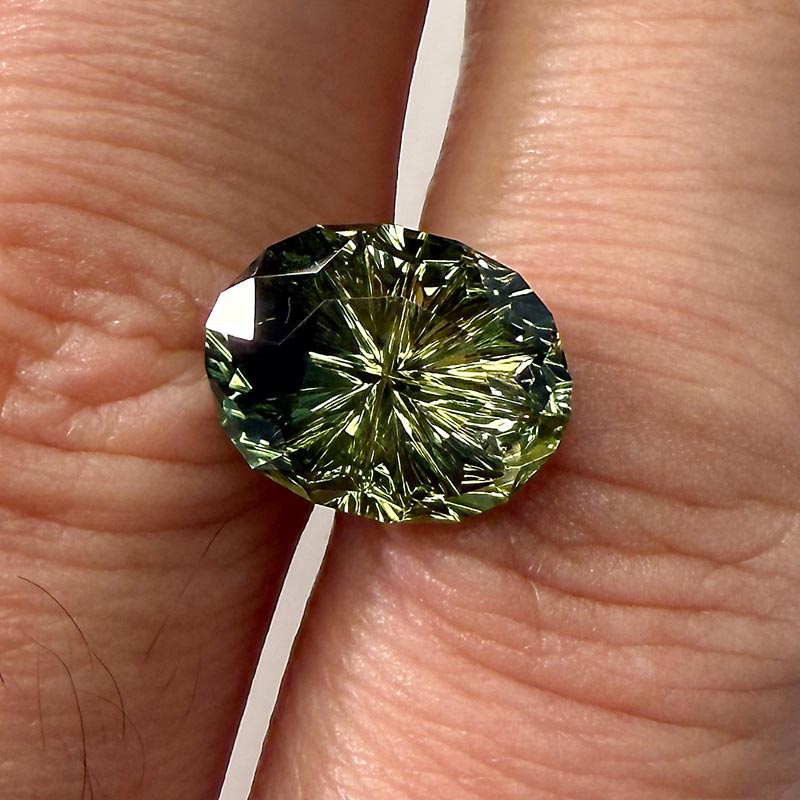 Parti Color Sapphire view 2