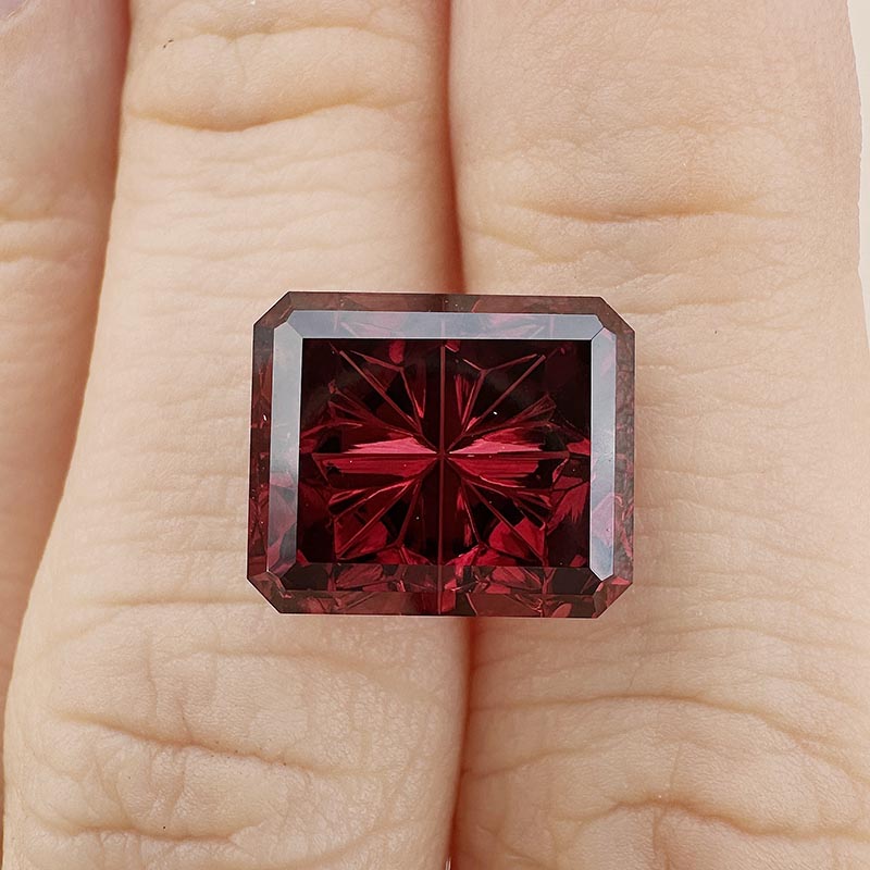  Rhodolite Garnet view 2