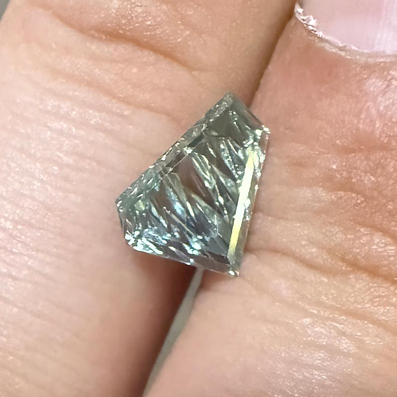 Parti Color Sapphire view 2