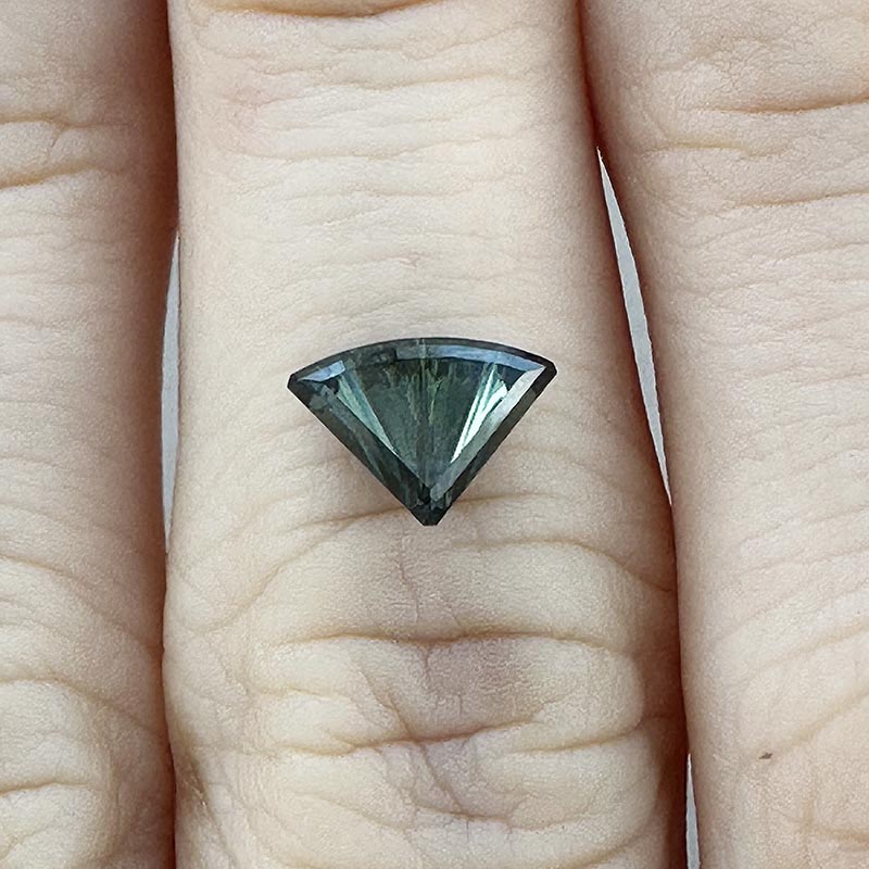 Teal Australian Sapphire view 2