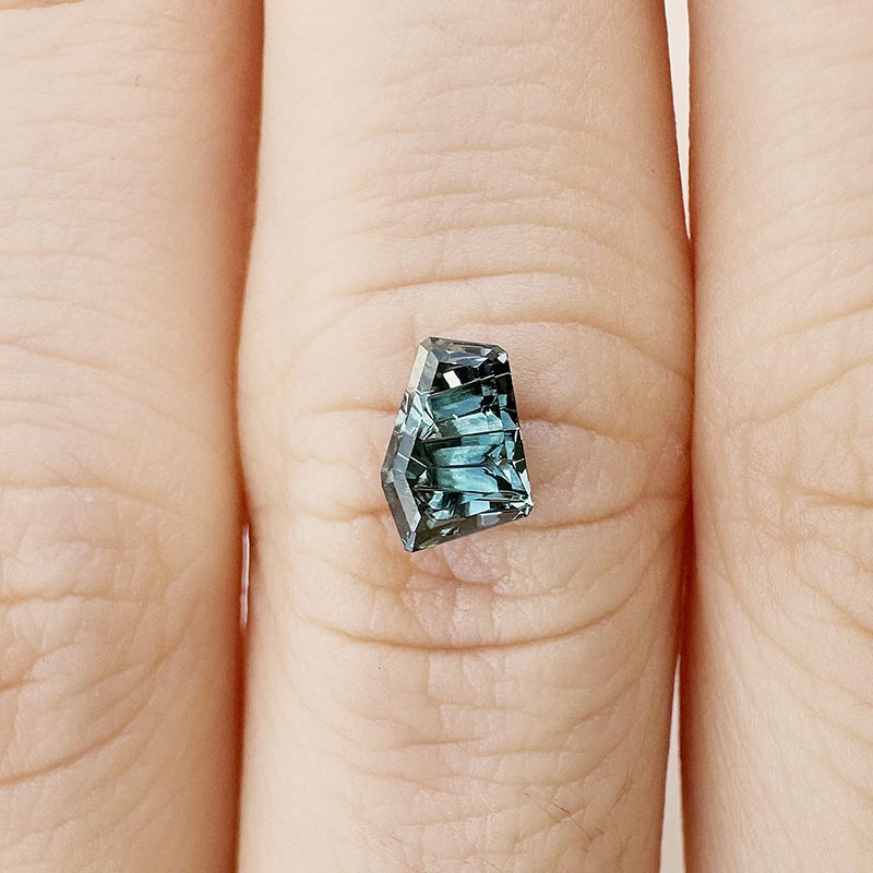 Teal Australian Sapphire view 2