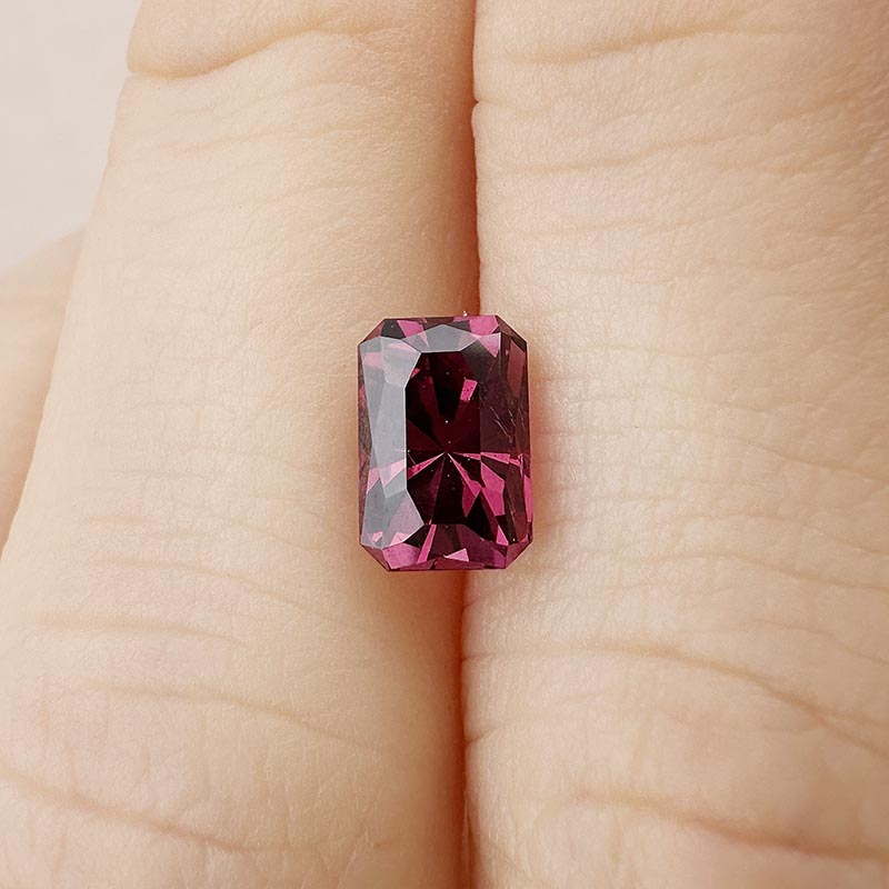  Rhodolite Garnet view 2