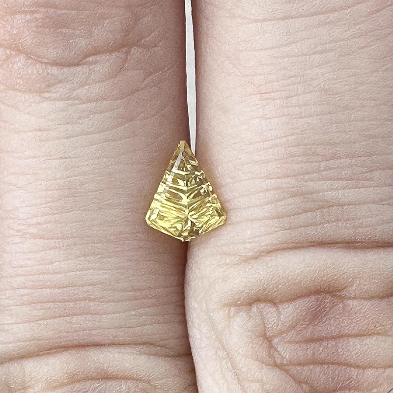 Yellow Australian Sapphire view 2