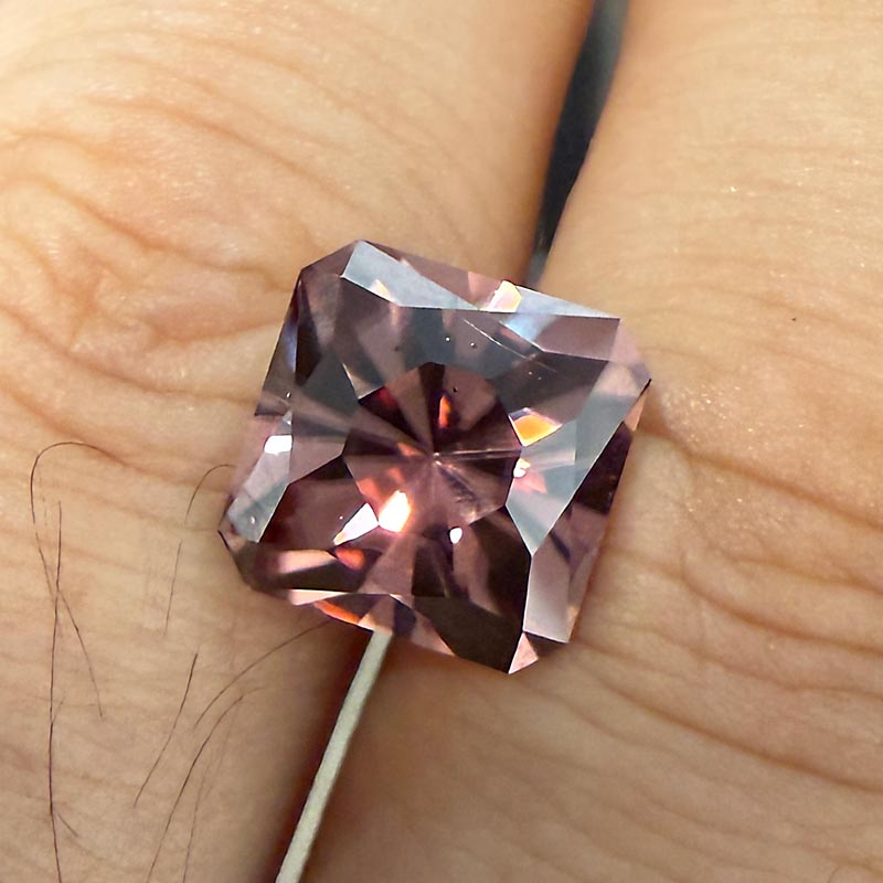 Pink/Brown Zircon view 2