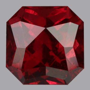  Rhodolite Garnet gemstone